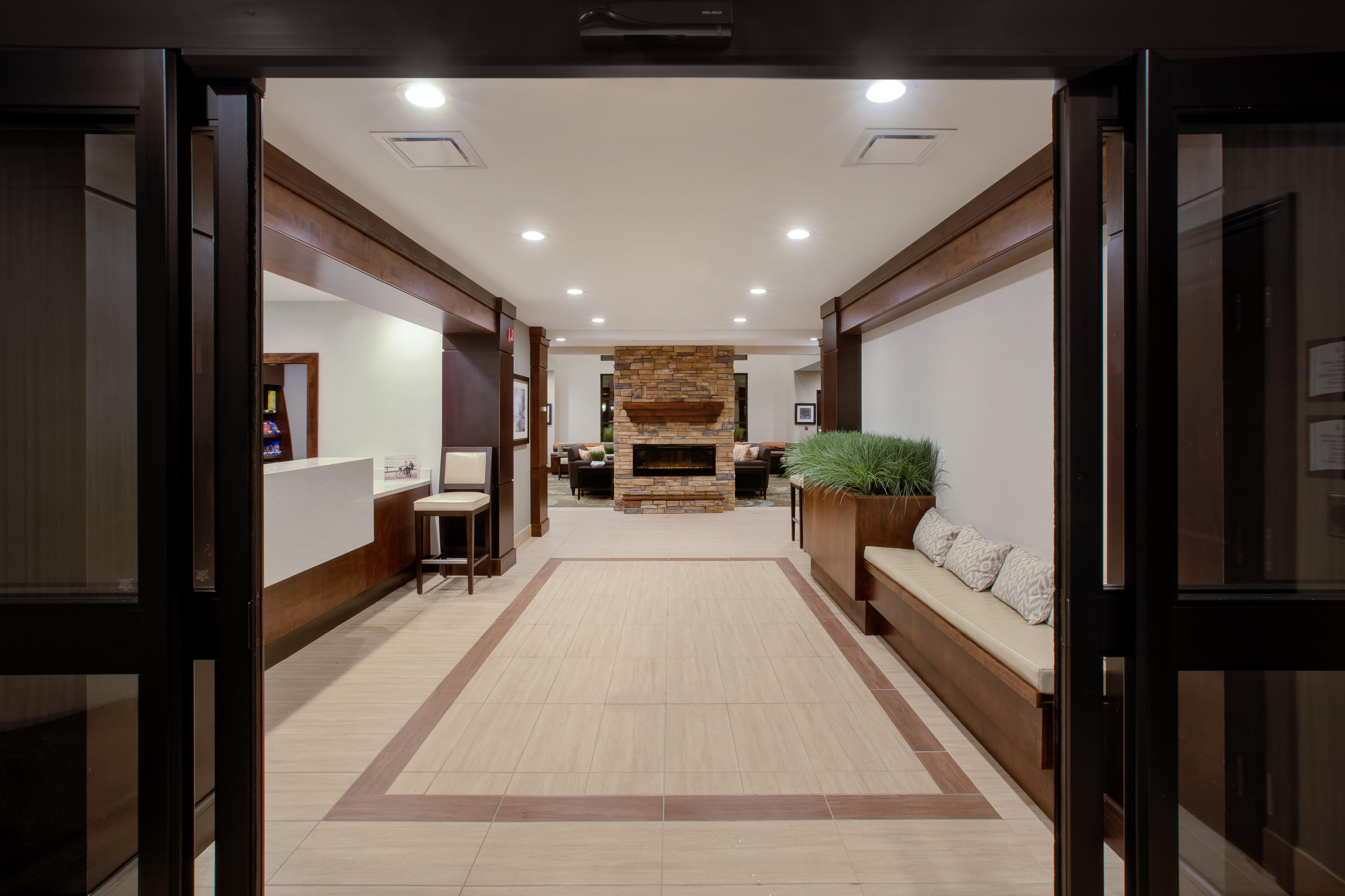 สเตย์ บริดจ์ สวีท เบนตันฮาร์เบอร์ เซนต์โจเซฟ ริเวอร์ Hotel ภายนอก รูปภาพ